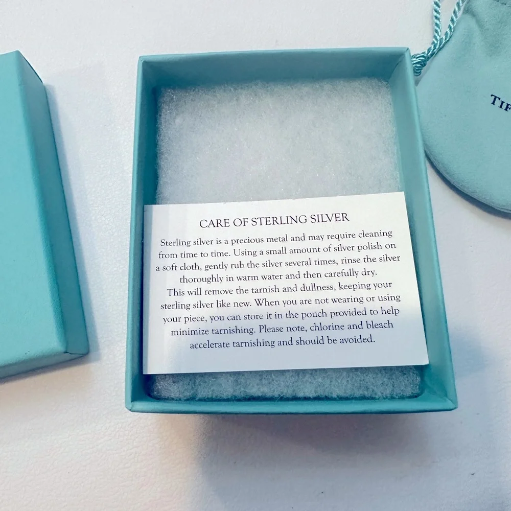 Tiffany & Co. empty box - Picture 5 of 7